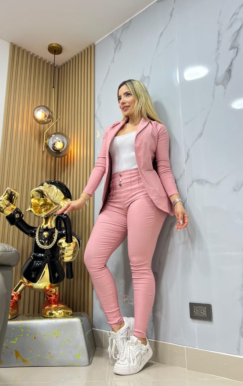 LookCompleto 💥NUEVO CONJUNTO TRIO PERFECTO💥- [PROMOCIÓN DISPONIBLE SOLO HOY]